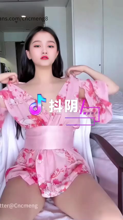 AI换脸 关晓彤 身穿性感和服直播自慰